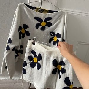 Yellow the Label Flower Set